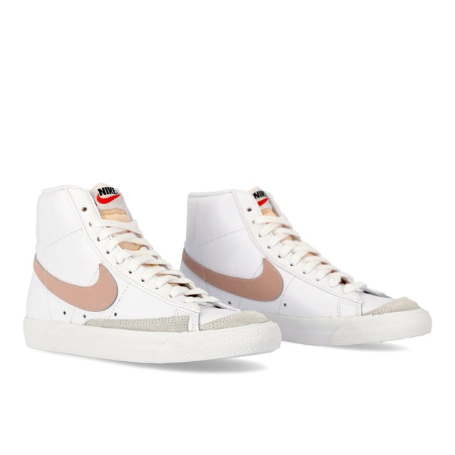 Blazer Mid 77
