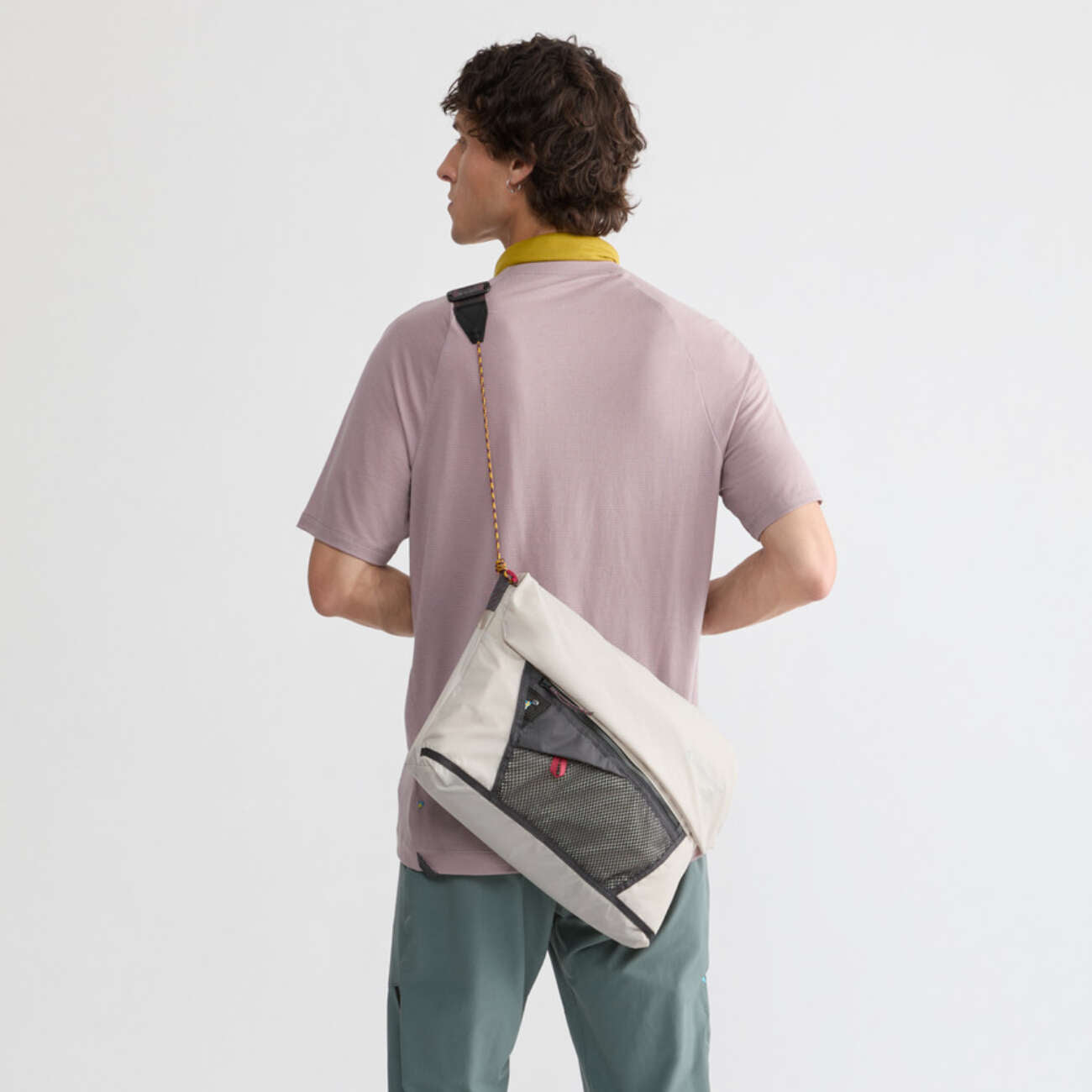 Grid Messenger Bag