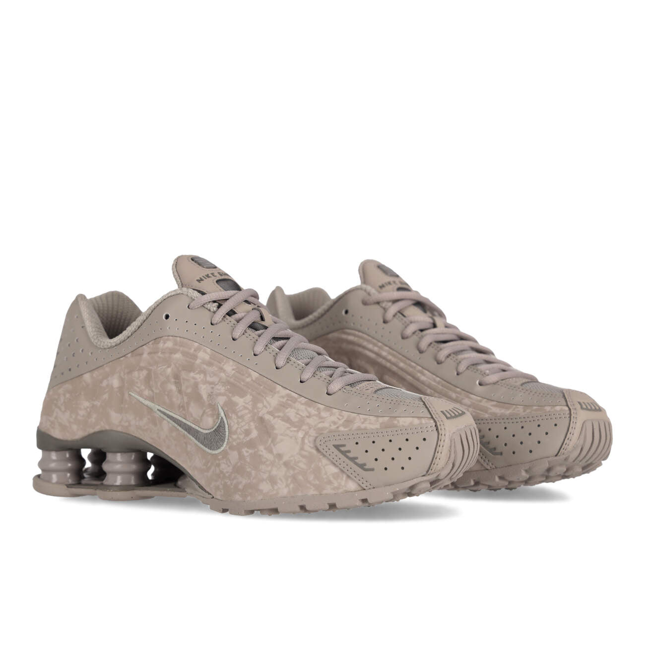 W Shox R4