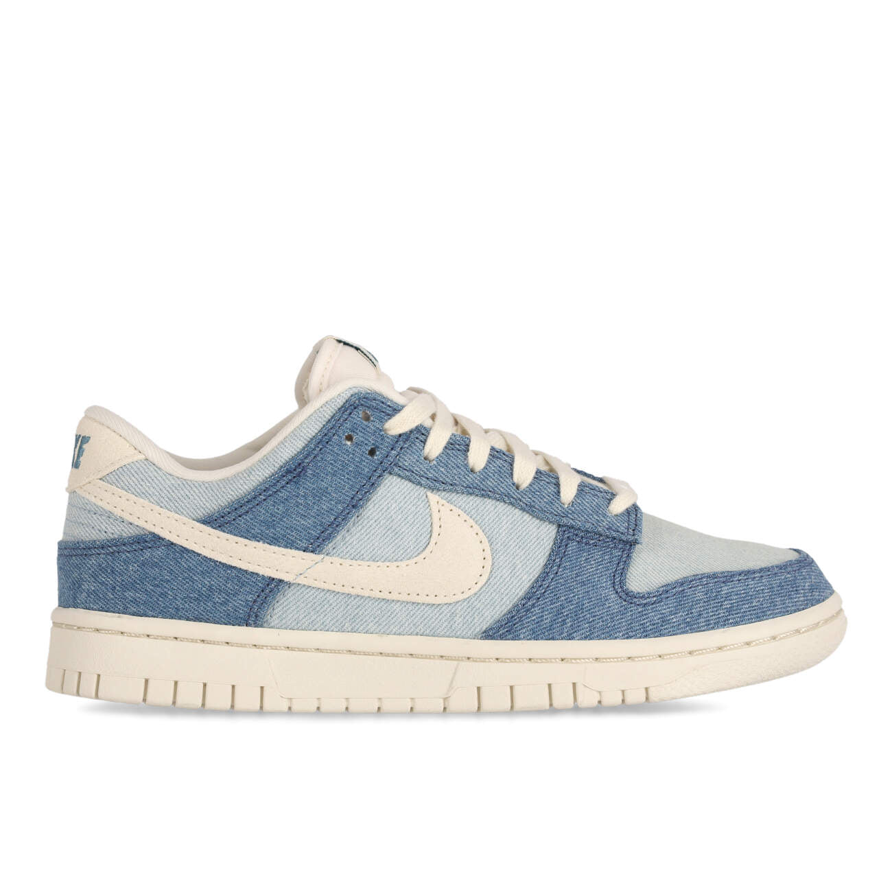 WMNS Dunk Low
